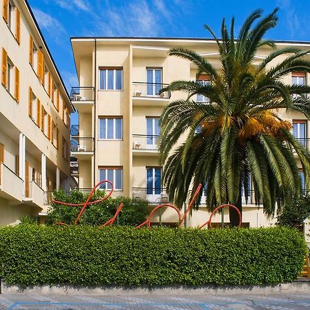 بيترا ليغوري Hotel Lido المظهر الخارجي الصورة